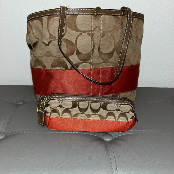 Coach Brown and Red Classic Tote Bag - Picture 5 of 6